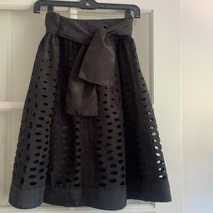 W BY WORTH GORGEOUS FULL LARGE EYELET SKIRT